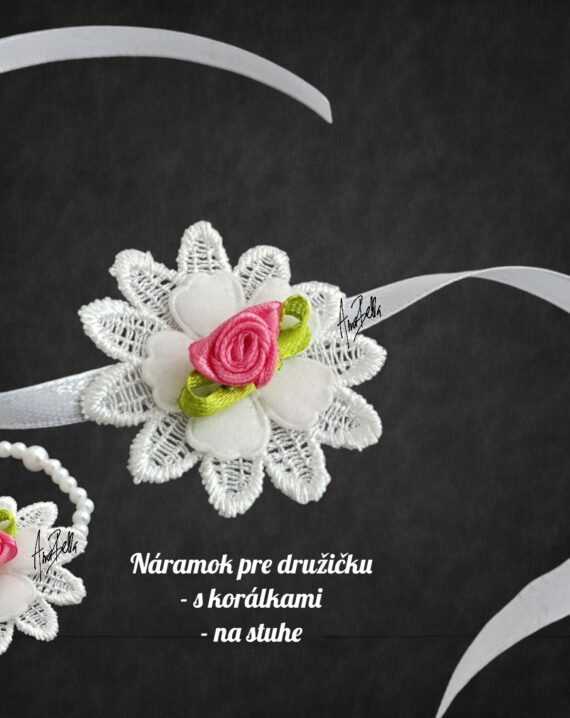 Biely náramok pre družičku s ružovým kvietkom - Image 2